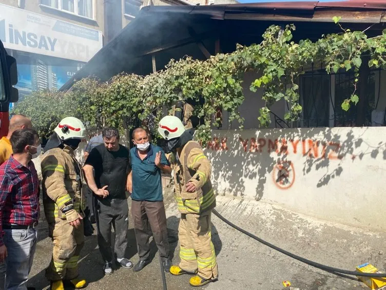 Yangında mahsur kalan anne ve çocuklarını vatandaşlar kurtardı!