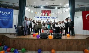 Erdem Kolejinde İngilizce şarkı yarışması