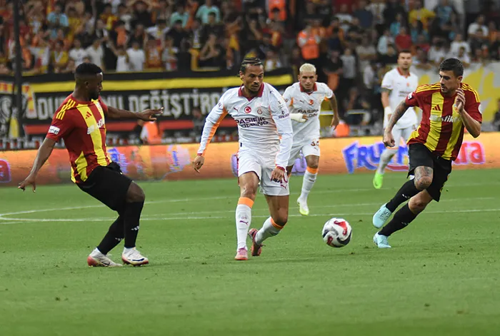 canli-kayserispor-galatasaray-macin-ilk-yarisinda-tek-gol-var-1756063351291.jpeg