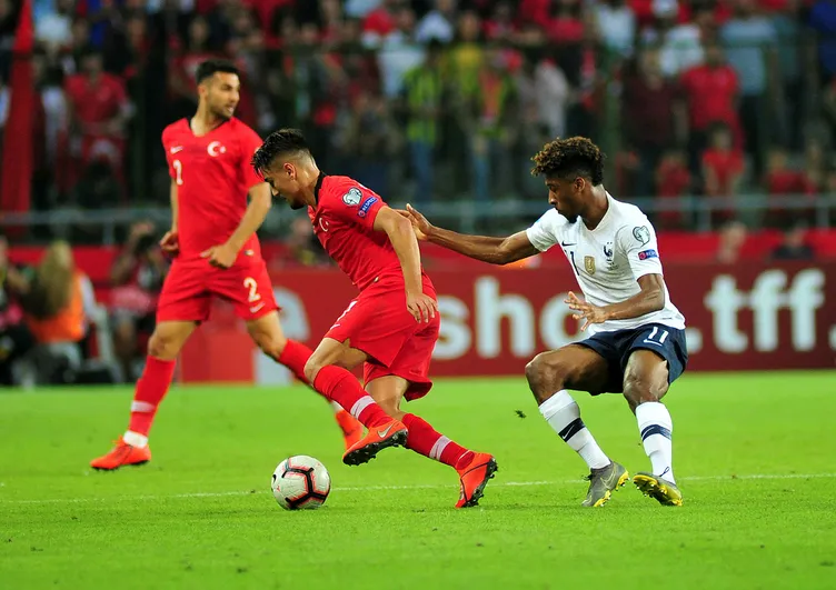 Türkiye - Fransa maçı Avrupa'da böyle yankılandı