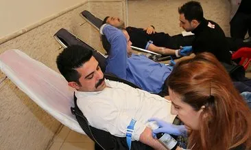 Belediye personellerinden Afrin’deki askerler için kan bağışı
