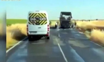 Seyir halindeki işçi servisi alev alev yandı! Yol kenarındaki ekili tarım arazisine de zarar verdi #istanbul