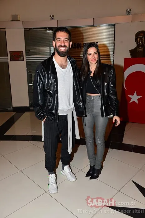 Ünlü futbolcu Arda Turan’ın eşi Aslıhan Doğan ikinci kez hamil! Hamza Arda’ya kardeş geliyor!
