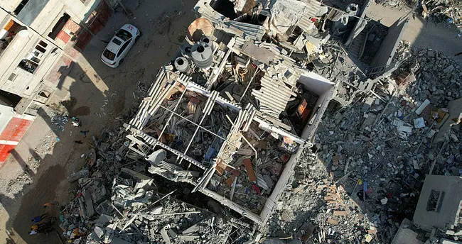 Dünya izliyor Gazze ölüyor! İşgalci İsrail son 24 saatte 250 yeri vurdu Dünya izliyor Gazze ölüyor! İşgalci İsrail son 24 saatte 250 yeri vurdu