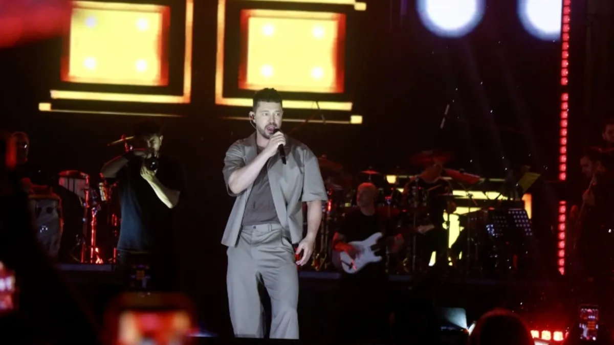 Trabzon Kültür Yolu Festivali Murat Boz konseriyle final yaptı Trabzon Kültür Yolu Festivali Murat Boz konseriyle final yaptı