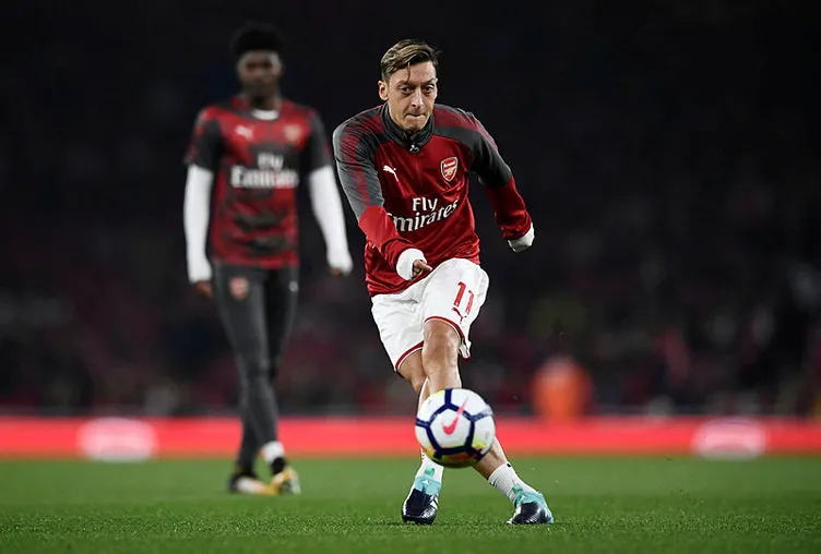 Mesut Özil, Fenerbahçe'ye...