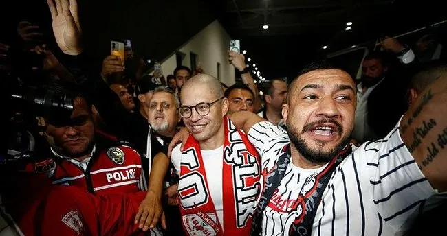 Alex de Souza imza için Antalya’ya geldi