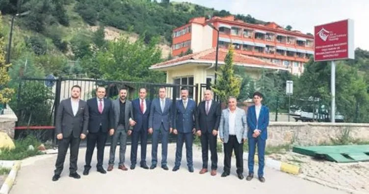 MHP’li aday Erkoç’tan huzurevi ziyareti Ankara Başkent Haberleri