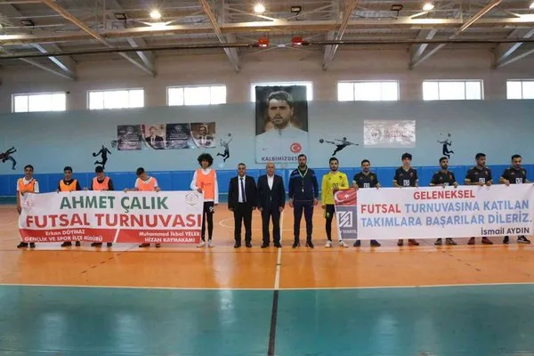 Hizan’da Ahmet Çalık anısına futsal turnuvası