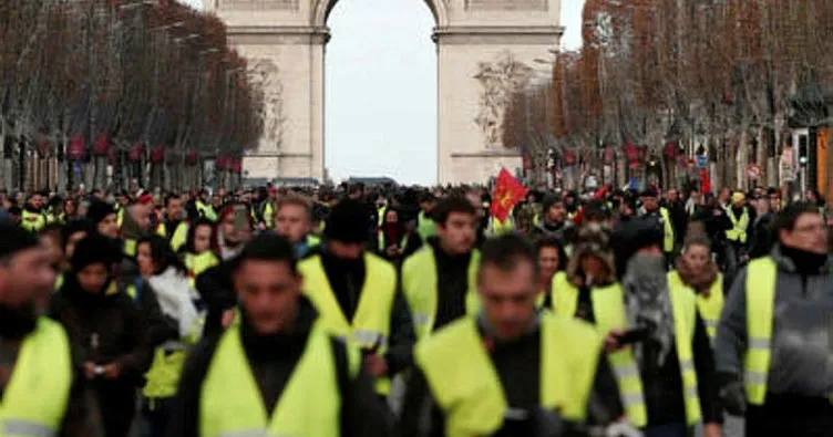 Fransa’da sarı yeleklilerin gösterileri 51. haftasına girdi
