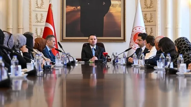 Bakan Gürlek: Uyuşturucu madde kullanımı günümüzün en büyük sorunlarından biri