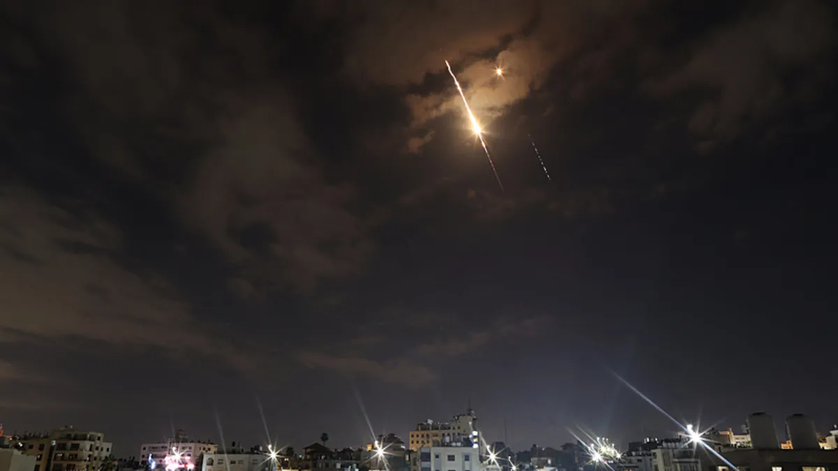 Suudi Arabistan: 4 İHA düşürüldü Suudi Arabistan: 4 İHA düşürüldü