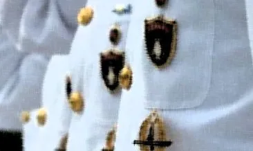 Son dakika: Skandal bildiriye imza atan 8 emekli amiralin Koç Üniversitesi Denizcilik Forumu üyeleri olduğu ortaya çıktı