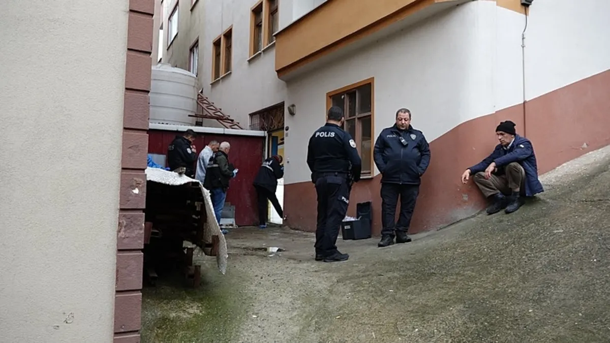 Borç anlaşmazlığı kanlı bitti: 3 akrabasına ateş açtı! Borç anlaşmazlığı kanlı bitti: 3 akrabasına ateş açtı!