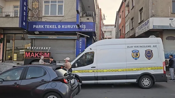 kucukcekmecede-eglence-mekanina-silahli-saldiri-1i-polis-2-olu-1791443312428.jpg