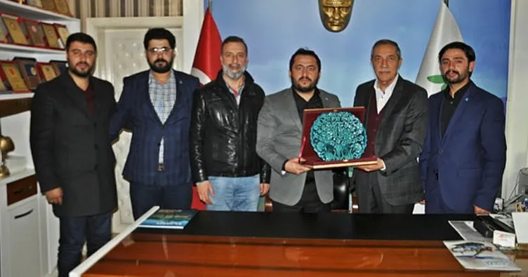 TÜGVA yönetim kurulu üyeleri Başkan Özdemir ile bir araya geldi