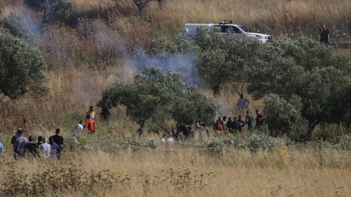 İsrail'in Batı Şeria'daki işgal politikalarını protesto eden Filistinliler