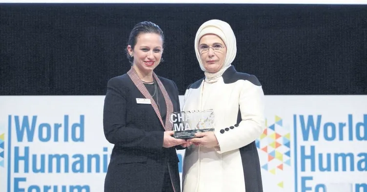 Emıne Erdoğan’a fark yaratan ödülü