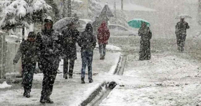 Valilikten flaş açıklama geldi! Karaman’da kar tatili uzatıldı mı?