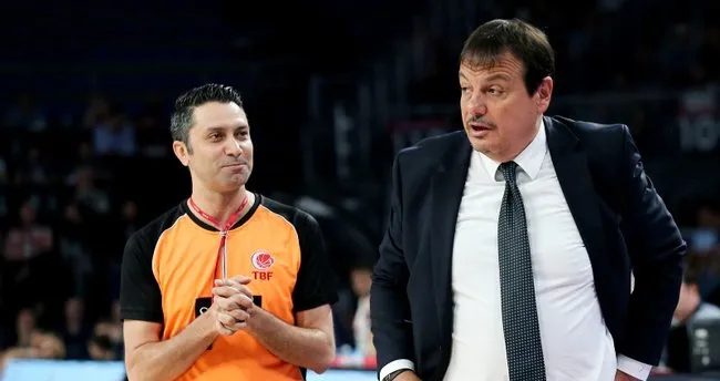 Ergin Ataman Dan Cok Sert Sozler Bunlari Azmettiren Kisi Fenerbahce Baskanidir Spor Haberleri