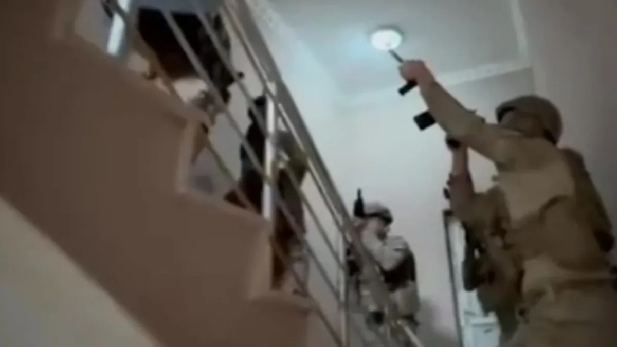 Jandarmadan 5 ilde 5 ayrı organize suç örgütüne operasyon: 41 gözaltı Jandarmadan 5 ilde 5 ayrı organize suç örgütüne operasyon: 41 gözaltı