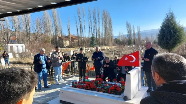 sehit-gunay-sehadetinin-birinci-yilinda-anildi-1734939179597.jpg