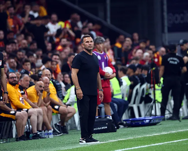 galatasarayda-derbi-11i-belli-oldu-okan-buruktan-o-isme-kesik-1792909209063.jpg
