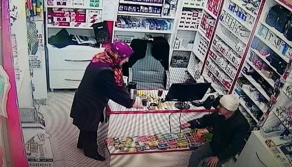 Zonguldak'ta akılalmaz soygun! Oturup çay içti!