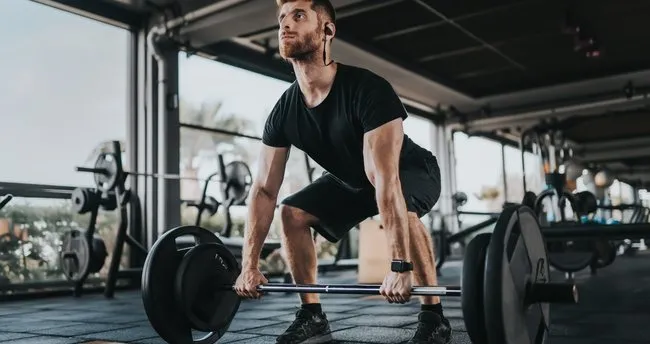 Deadlift nedir, nasıl yapılır? Deadlift nereyi, hangi kasları çalıştırır?