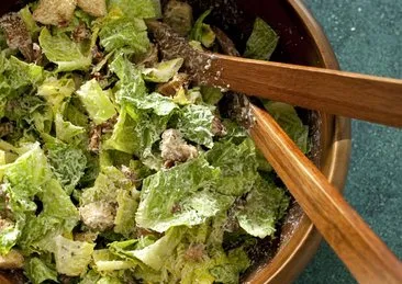 Bu tarif sosyal medyayı salladı! Muhteşem salatanın sırrı seçtiğiniz kaptaymış: Mutlaka bu kaseyi kullanın...