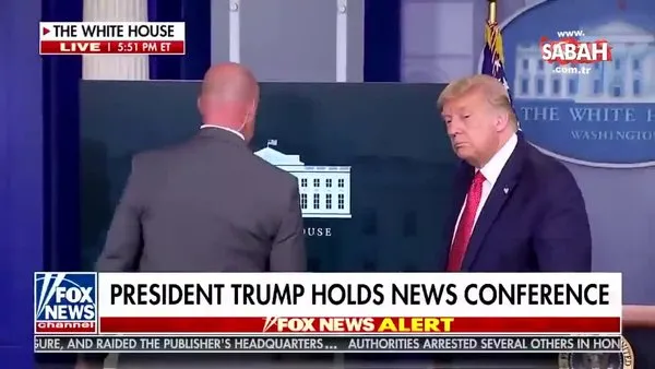 Son dakika! ABD Başkanı Trump, basın toplantısı sırasında salondan çıkarıldı! | Video videosunu i...