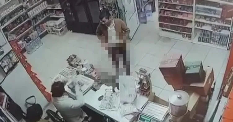 İzmir’de mide bulandıran görüntü! Kasiyere cinsel organını gösterdi, kısa sürede yakalandı