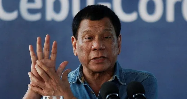 Duterte’den barış görüşmeleri için yeşil ışık