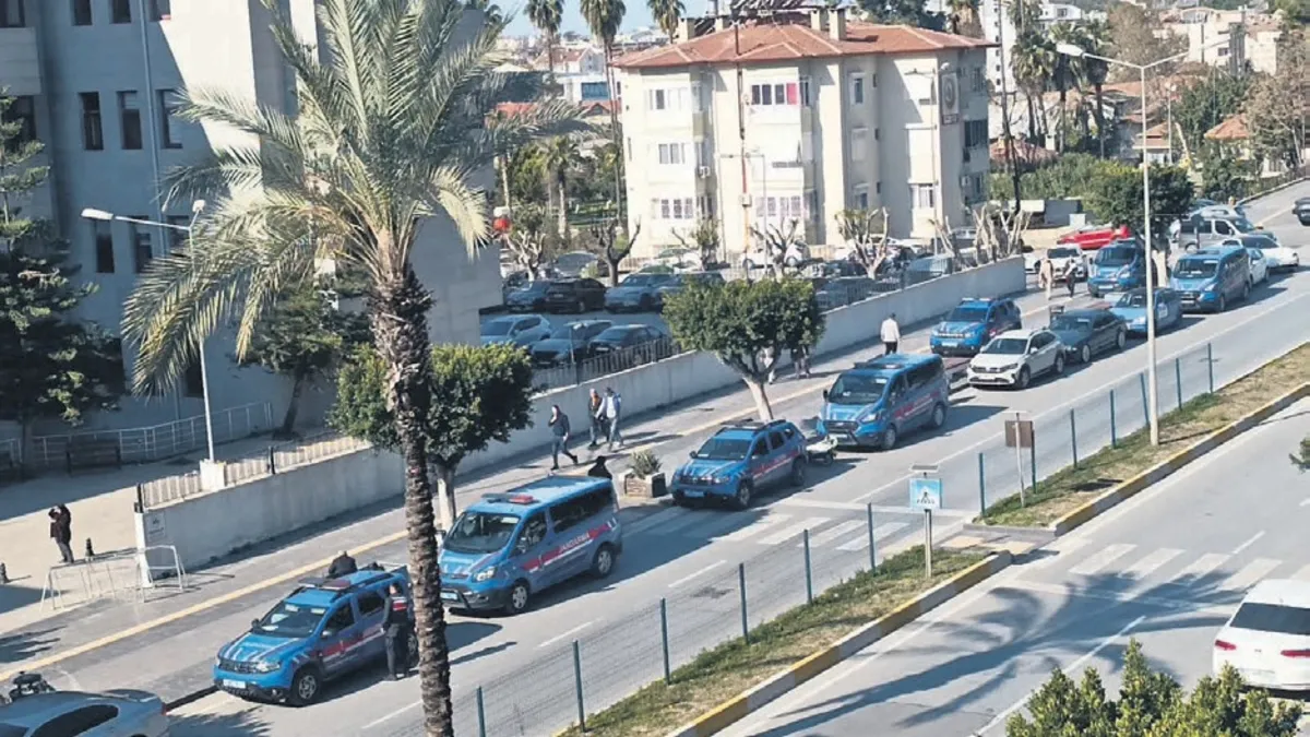 İhale vurgununda 12 şüpheli tutuklandı