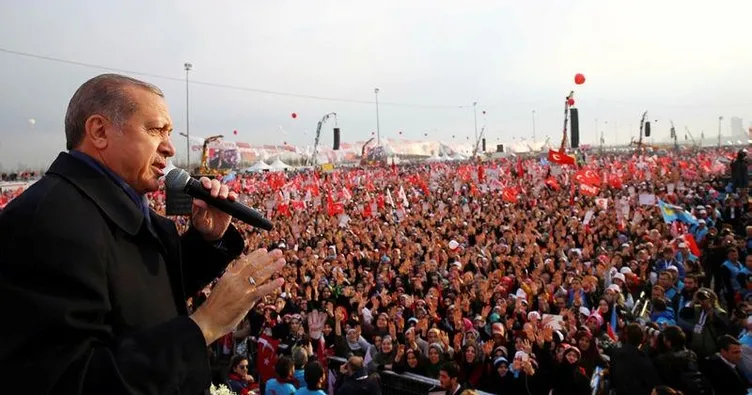 Cebimizden çekip lobiye dağıttılar