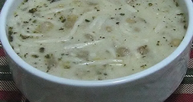 Erişteli yoğurt çorbası tarifi - Erişteli yoğurt çorbası nasıl yapılır?
