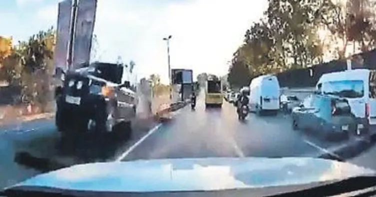 Cip ile İETT otobüsü çarpıştı: 3 yaralı