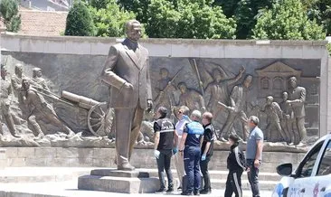 Kayseri’de Atatürk Anıtı’na çirkin saldırı!
