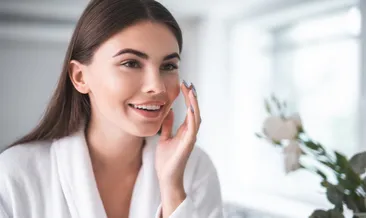 Pürüzsüz cildin anahtarı bu peelingte saklı! En etkili doğal karışım…