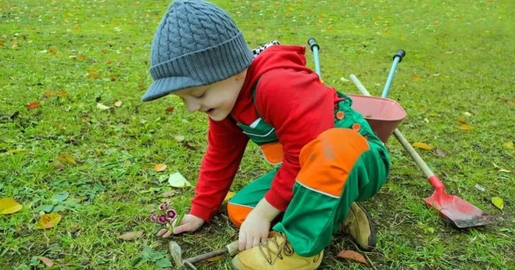 Toprakla oynayan çocuklar daha mı zeki?