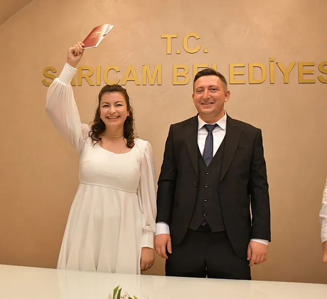 21 gün önce evlendiği karısını 6. kattan attı! ’Öl geber’ dedi parmaklarımı açtı! Sonrası korkunç...