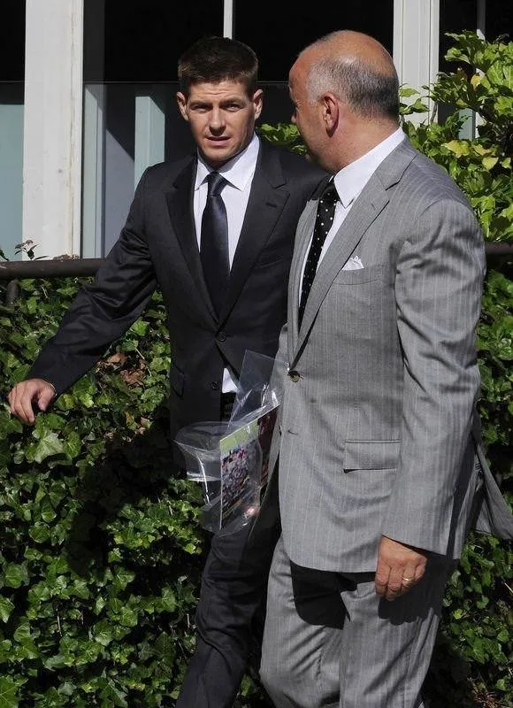 Steven Gerrard'ın başı dertte