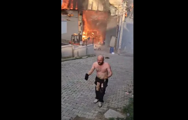 son-dakika-kocaeli-dilovasi-parfum-fabrikasi-yangini-faciasinda-kahreden-gelisme-olu-sayisi-7ye-yukseldi-1763197504822.jpg (1147×734)