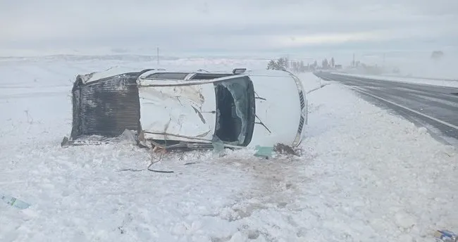 Kırıkkale-Kırşehir yolunda trafik kazası: 3 yaralı