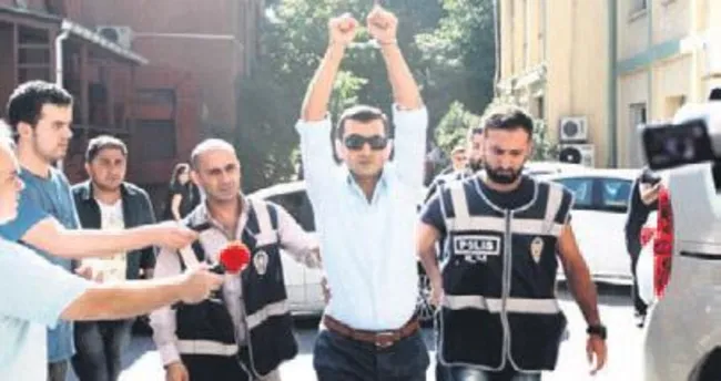 FETÖ’cü şovmen müdür Tahşiye’den tutuklandı