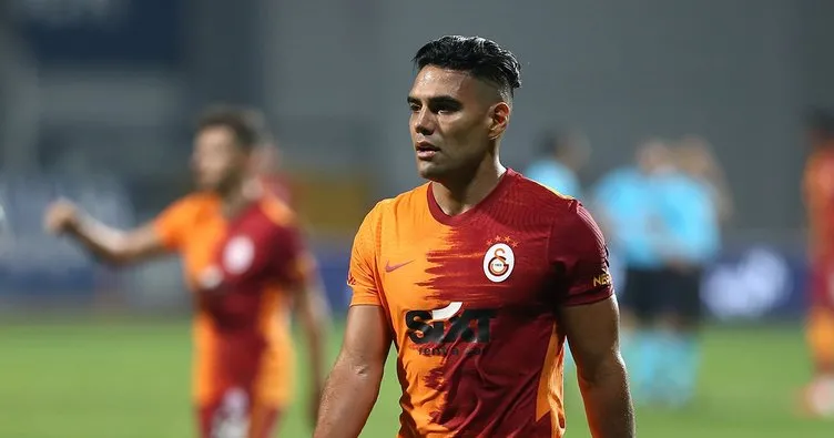 Galatasaray BB Erzurumspor karşısında 10 kişi kaldı! Radamel Falcao...