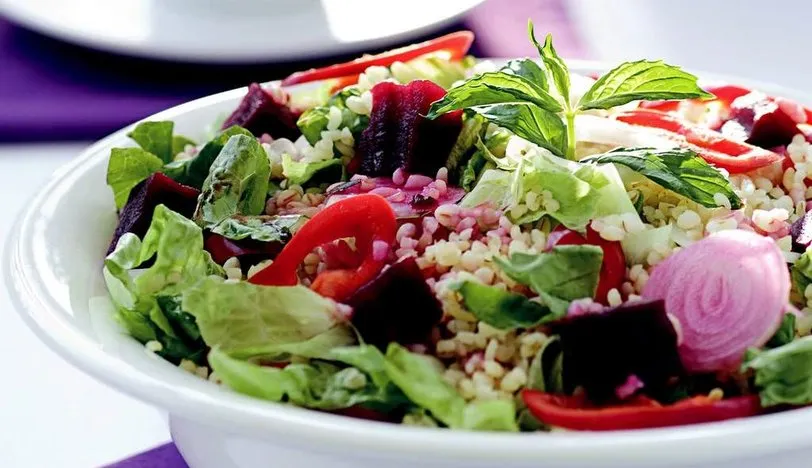 Pancarlı Bulgur Salatası