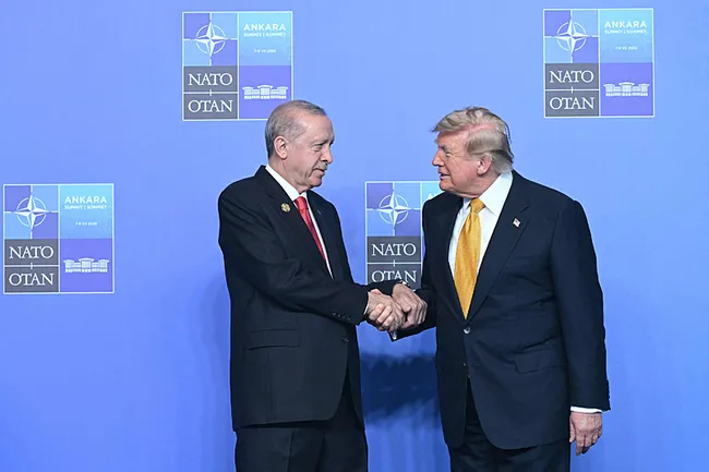 trumptan-flas-f-35-cikisi-turkiye-iyi-bir-muttefik-kimse-bana-ne-satmamiz-gerektigini-soyleyemez-1785171234516.jpeg Trump'tan flaş F-35 çıkışı: Türkiye iyi bir müttefik, kimse bana ne satacağımı söyleyemez