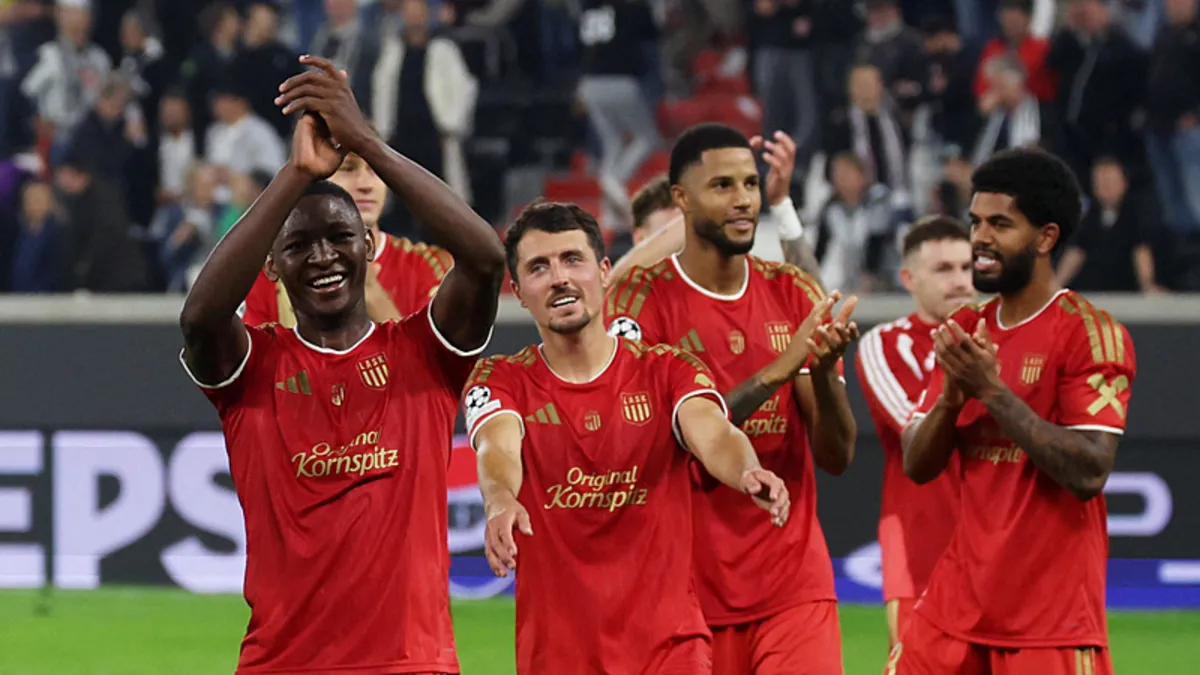 UEFA Şampiyonlar Ligi'nde şok skorlar! Tur atlayan 3 takım belli oldu...