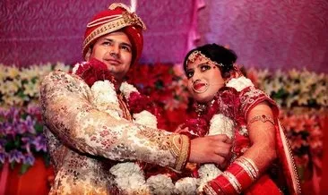 Hindistan’da toplu nikah töreninde evlenen 2 bin 413 çift iki dalda dünya rekoru kırdı